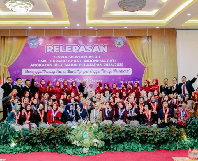 PELEPASAN SISWA-SISWI KELAS XII SMK TERPADU BHAKTI INDONESIA ANGKATAN KE-X TAHUN PELAJARAN 2024/2025